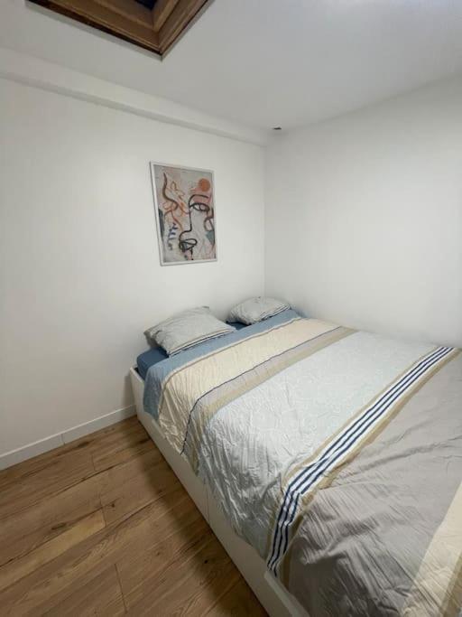 Charmant Appartement Americain Saint-Denis  Kültér fotó