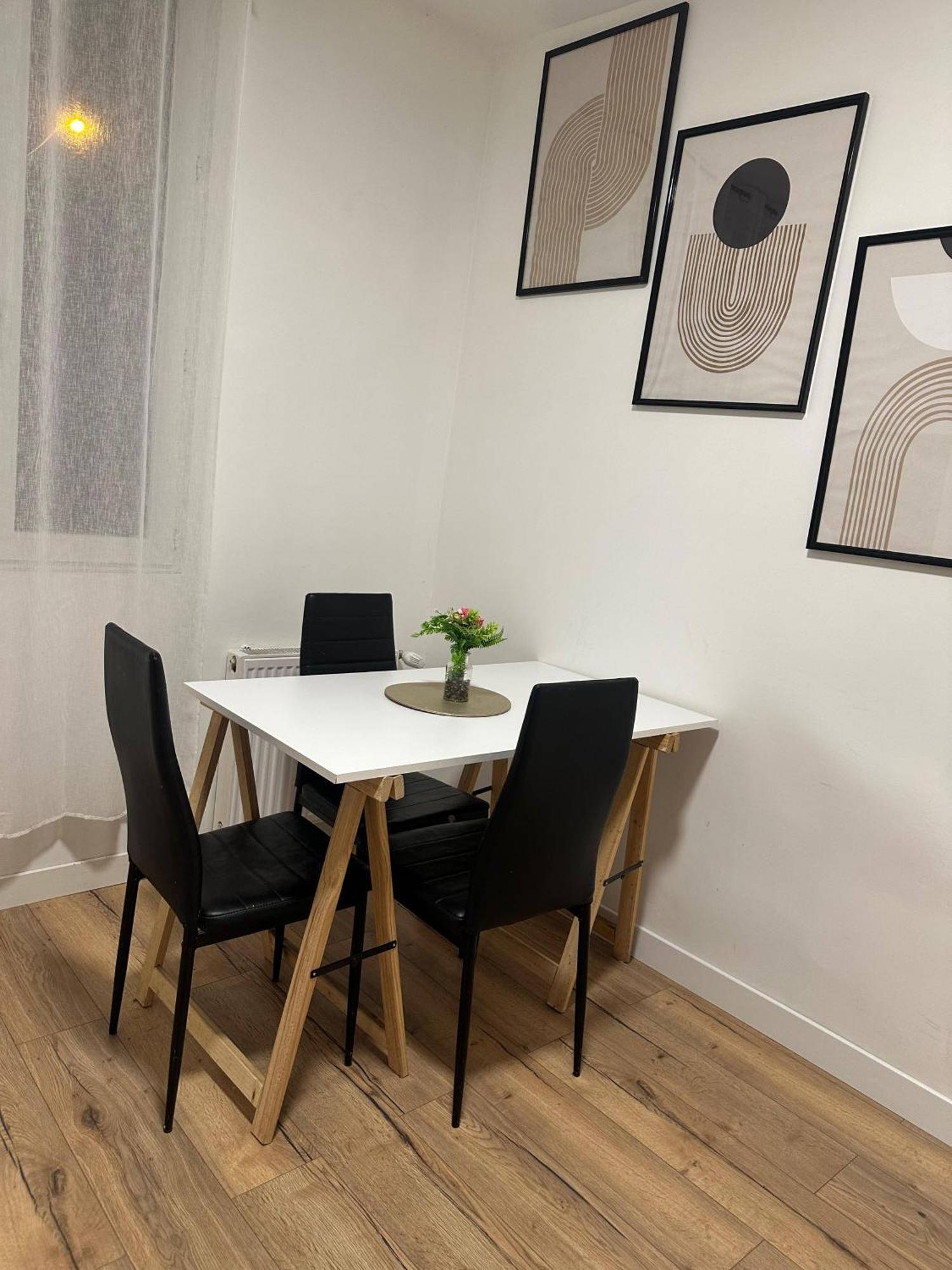 Charmant Appartement Americain Saint-Denis  Kültér fotó